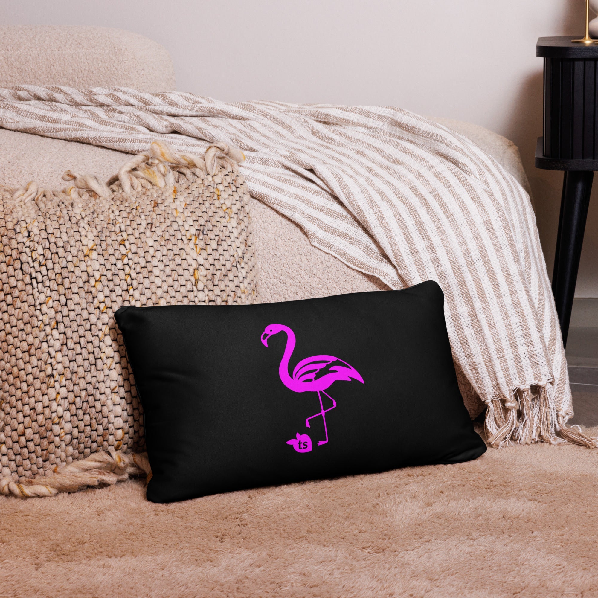 tsgabrielle® • Flamant 🦩 Rose • Pillows • Black • 3 Sizes