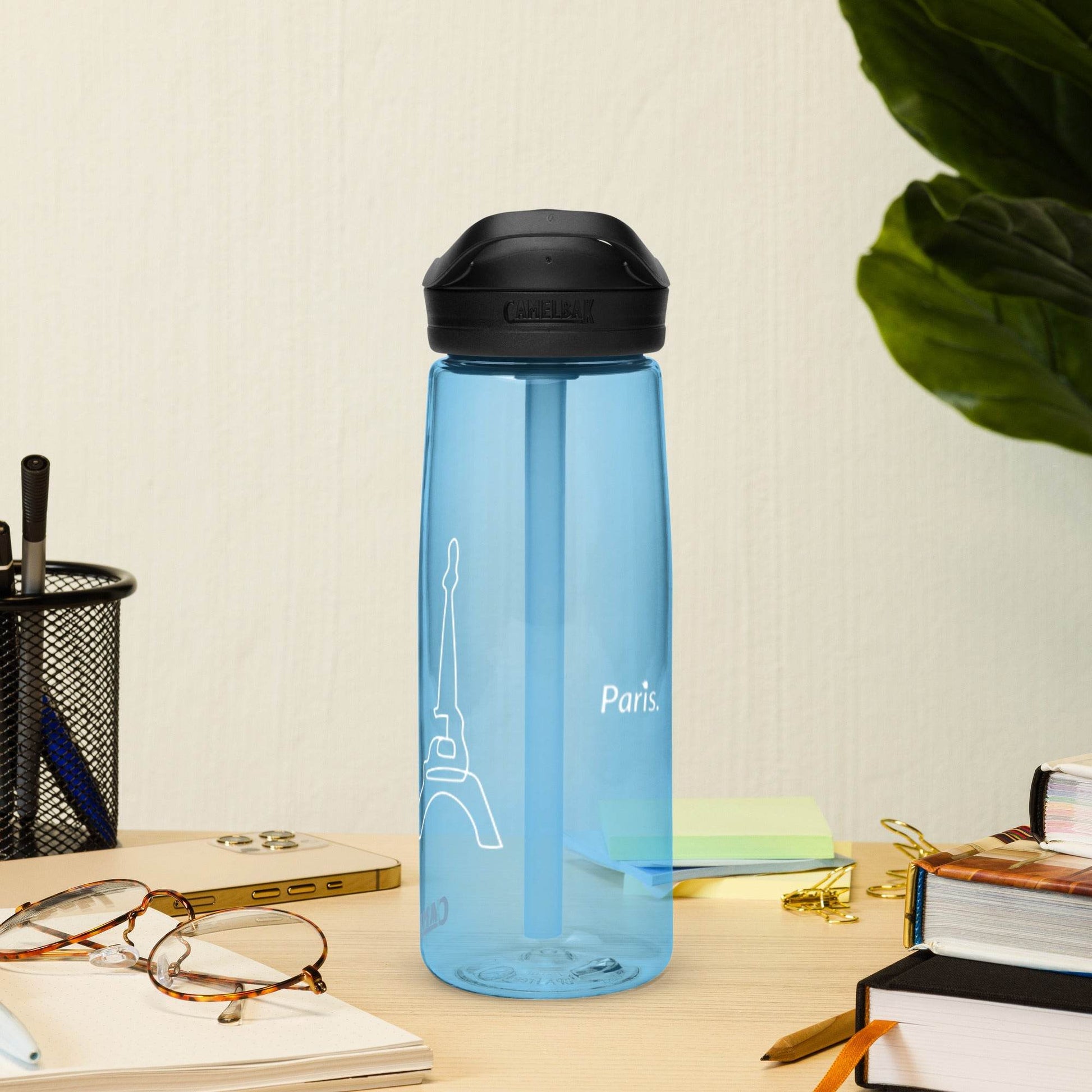 tsgabrielle • Paris - La Tour Eiffel • Sports Water Bottle • 5 Colors • 25 oz - 739 ml - tsgabrielle