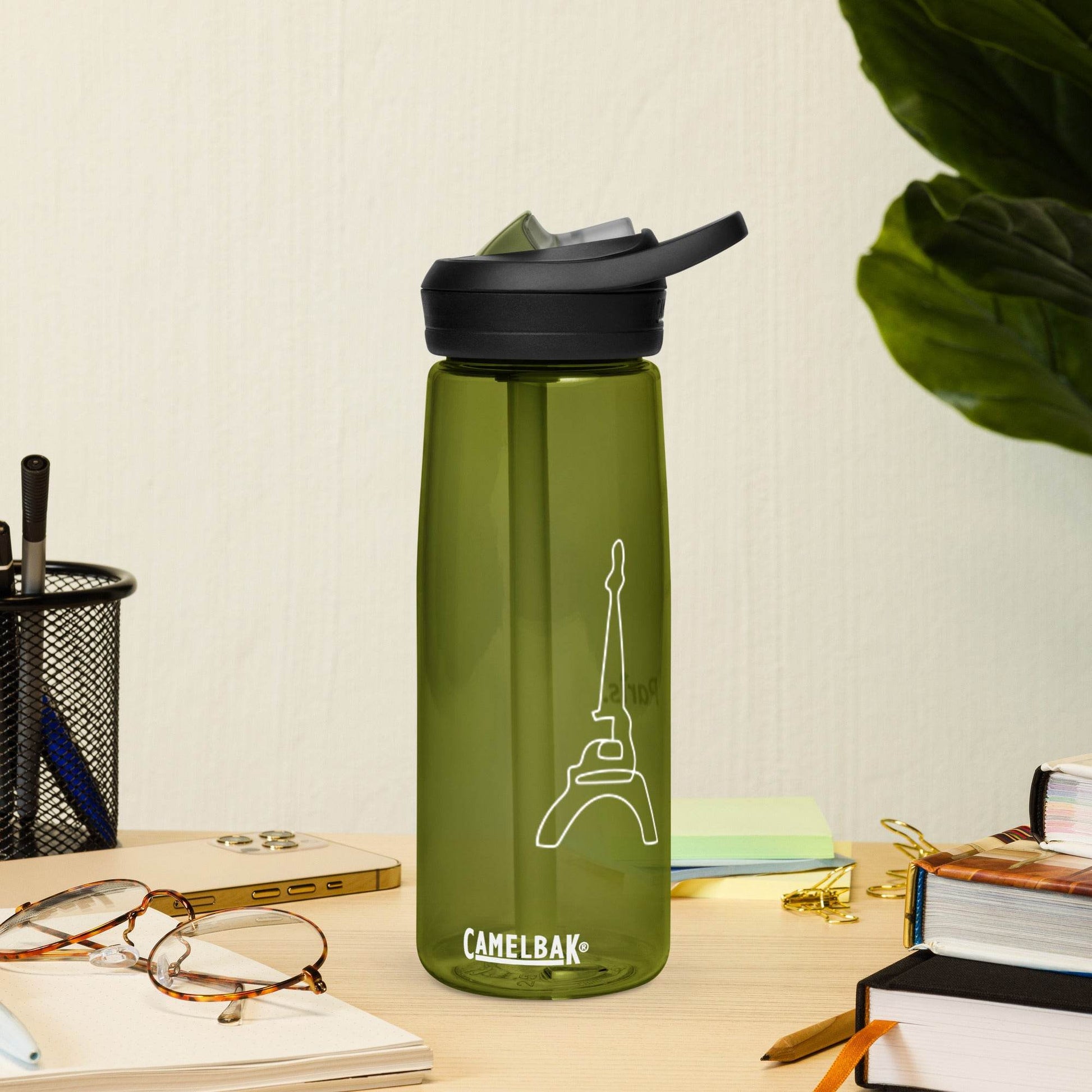 tsgabrielle • Paris - La Tour Eiffel • Sports Water Bottle • 5 Colors • 25 oz - 739 ml - tsgabrielle