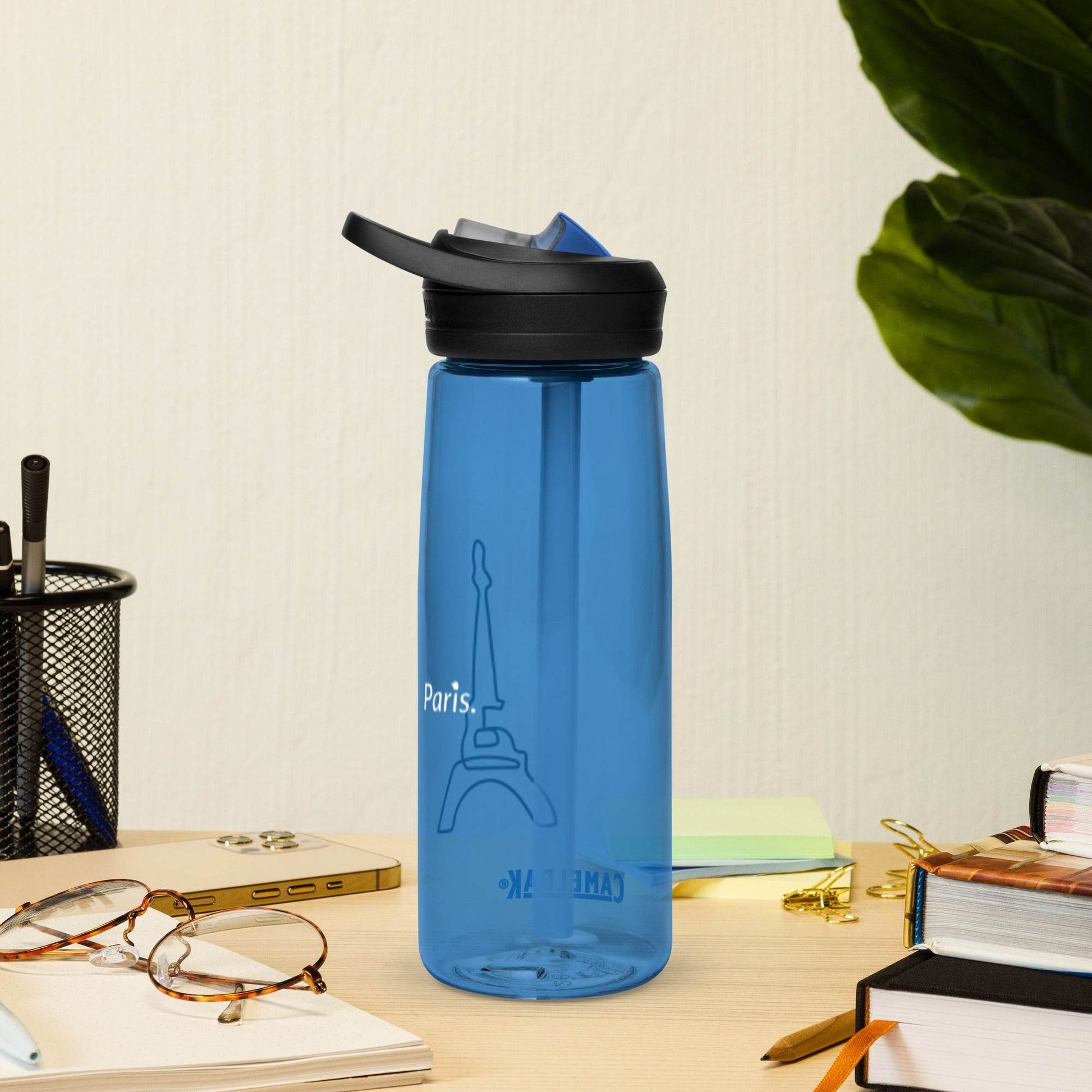 tsgabrielle • Paris - La Tour Eiffel • Sports Water Bottle • 5 Colors • 25 oz - 739 ml - tsgabrielle
